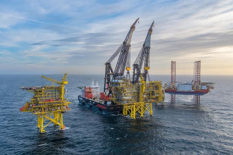 Are heavy lift vessels from oil and gas done with offshore wind?